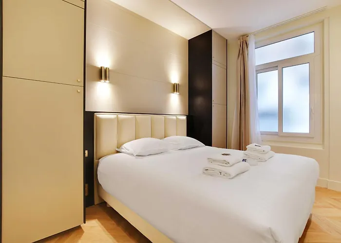 Appartement Luxurious - 2br-6p - Saint-germain Parijs